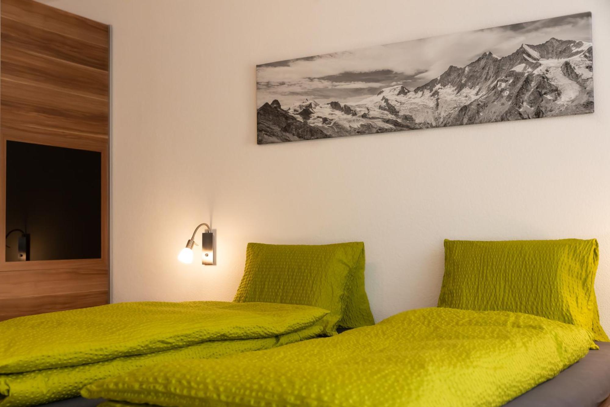 Apartments Saasunia Saas-Grund Quarto foto